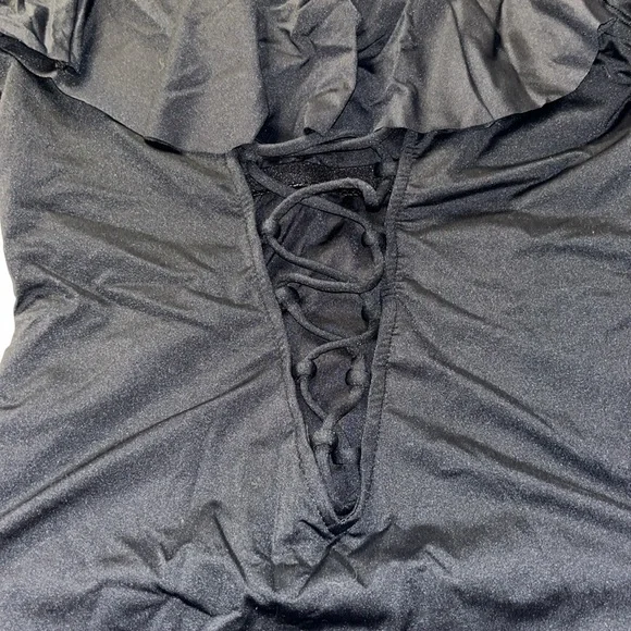 NWT La Blanca Island Goddess Black Off the Shoulder One Piece Swimsuit Size 8 - Picture 7 of 16